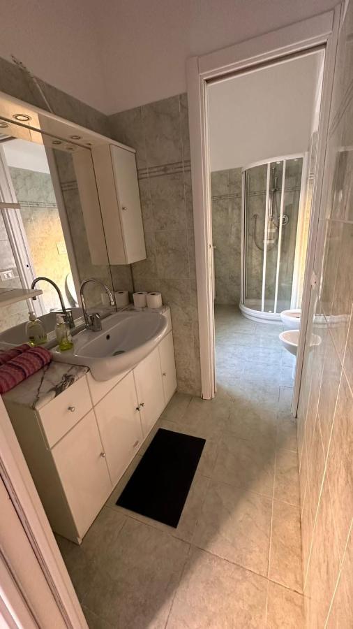 Edens House Con Parcheggio Privato Gratuito Leilighet Rapallo Eksteriør bilde